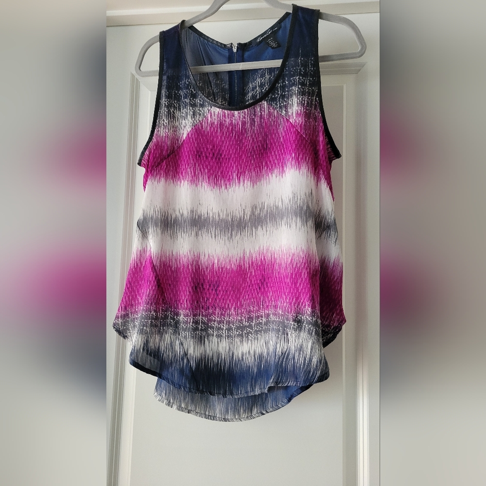 EUC - Kenneth Cole Sleeveless Blouse w/ Faux Leather Trim  Magenta, Navy & White